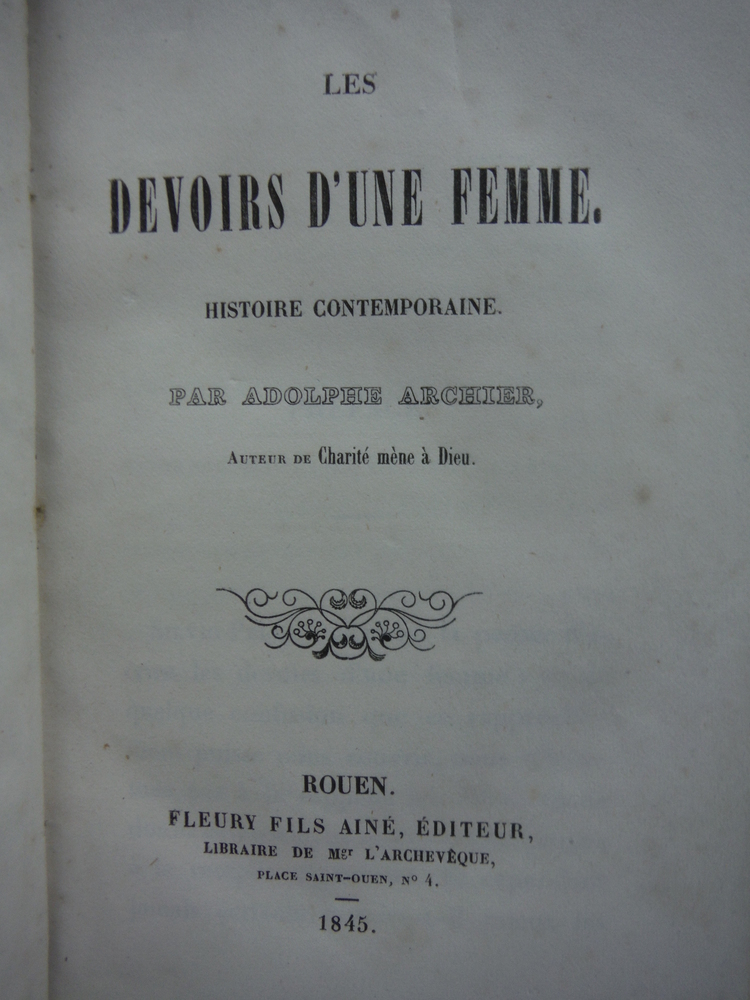 Image 1 of Devoirs d'une Femme Histoire Contemporaine