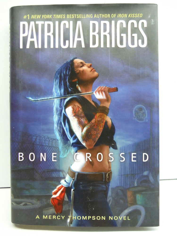 Image 0 of Bone Crossed (Mercy Thompson, Book 4)