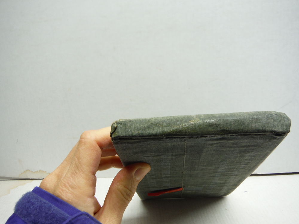 Image 3 of The Yellow Cat. A Fuzzy Wuzzy Book. Tell-a-Tale Books