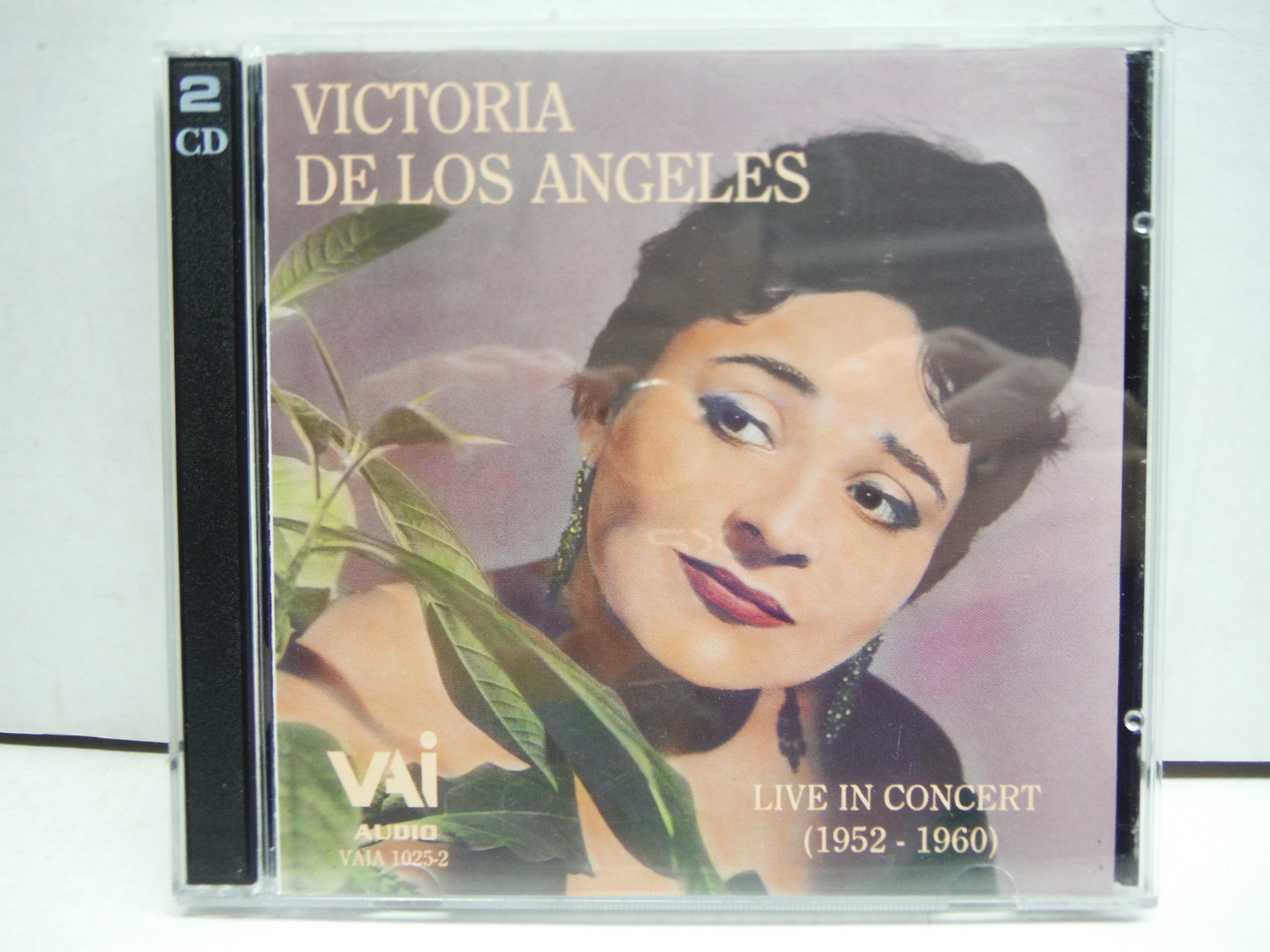 Image 0 of Victoria de Los Angeles- Live In Concert 1952-1960 by Victoria de Los Angeles