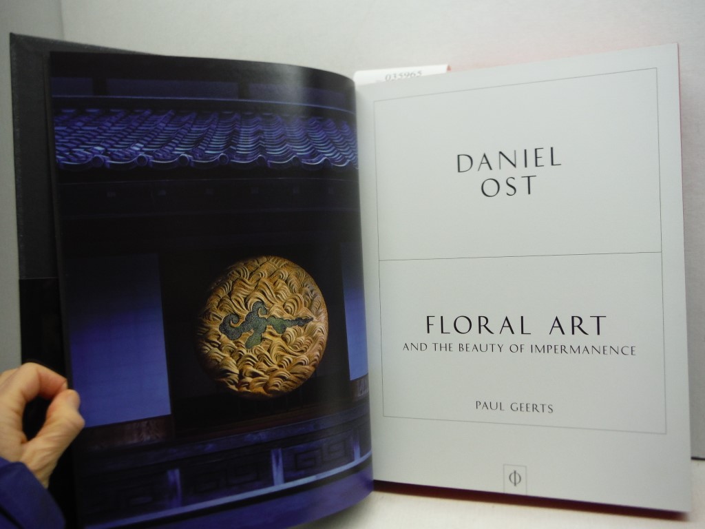 Image 1 of Daniel Ost: Floral Art and the Beauty of Impermanence