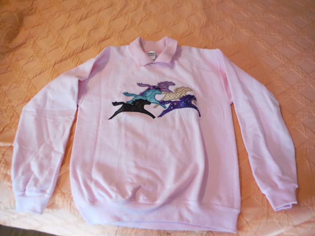 Image 0 of Women's embroidered sweatshirt