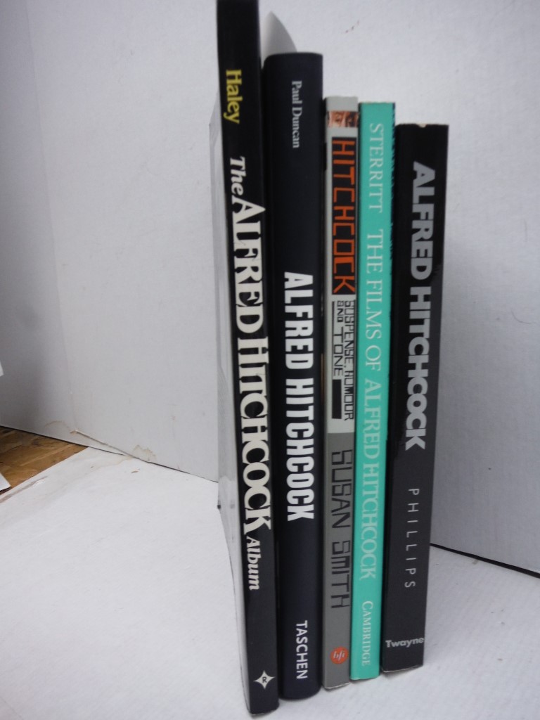 Lot of 5 Very good paperbacks regarding Hitchcock