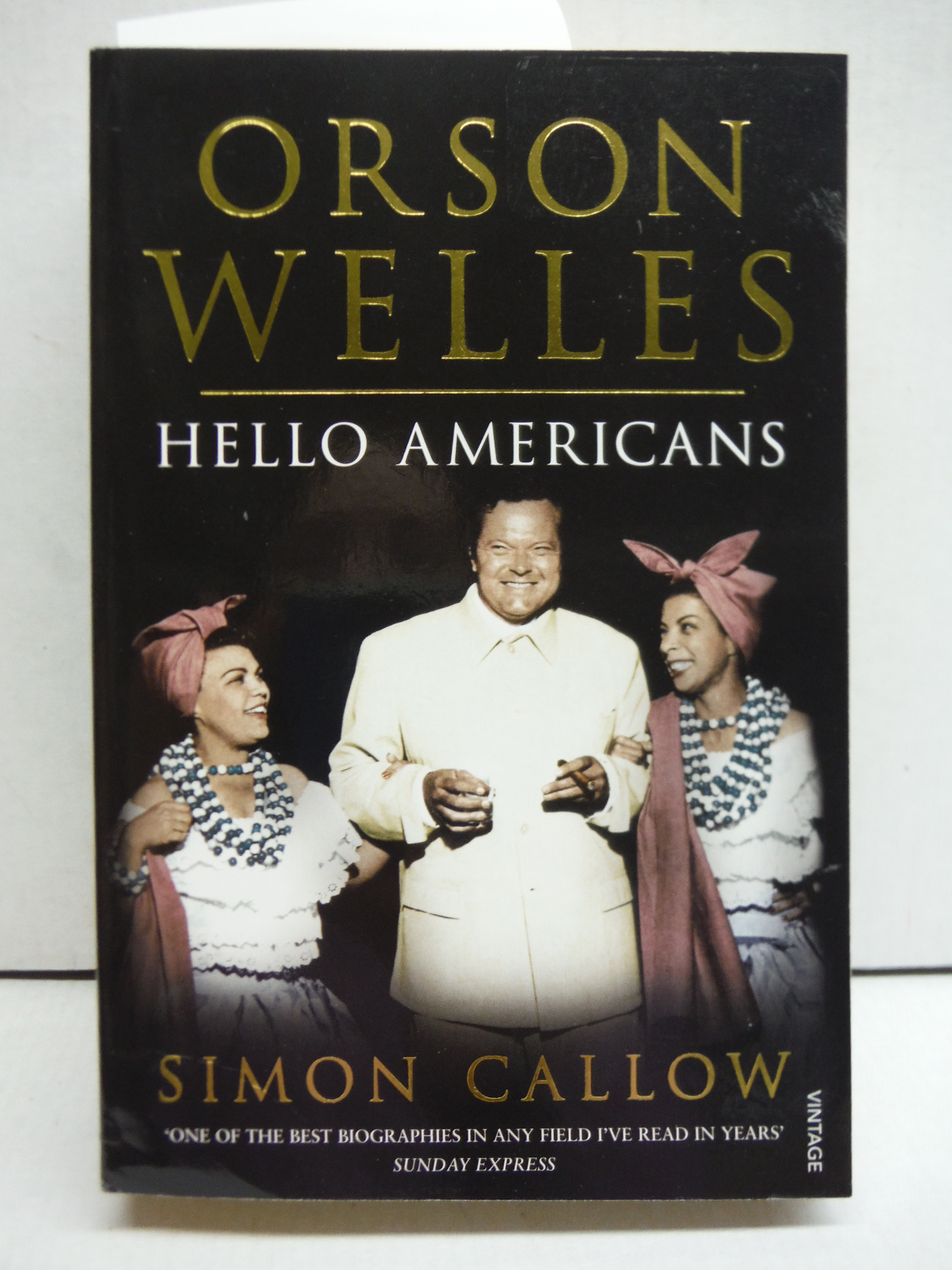 Image 0 of Orson Welles: Hello Americans