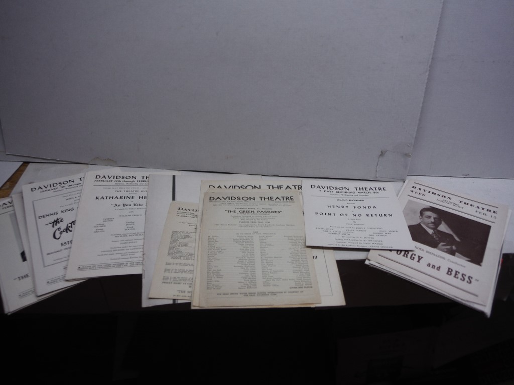 Lot of 31 Davidson Theatre Playbills from 1930s and 1950s,