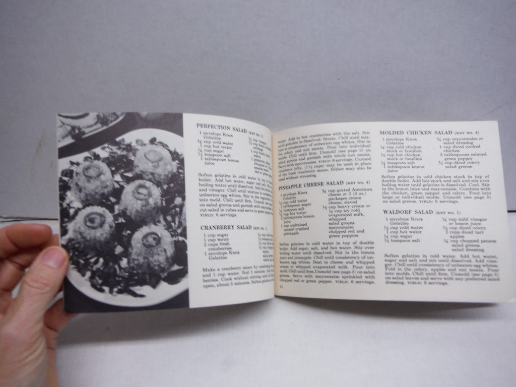Image 2 of Mrs. KNOX's GUIDE to MODERN GEL-COOKERY: Dessert, Salad & Main Dish Recipes Folk