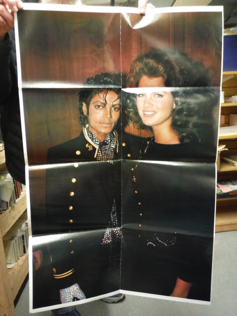 Image 4 of Megastars Magazine Michasel Jackson (Michael Jackson Hits Plartinum , 2 Wall-Sia