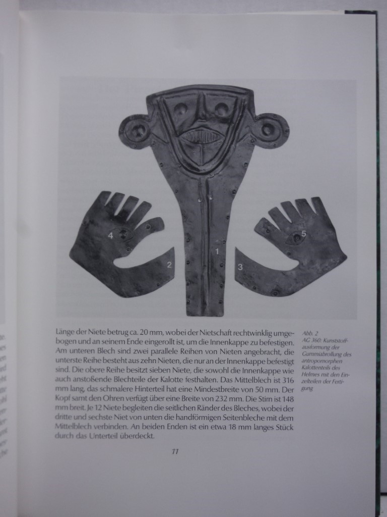 Image 3 of Ein bronzener Prunkhelm der Hallstattzeit (Sammlung Axel Guttmann) (German Editi