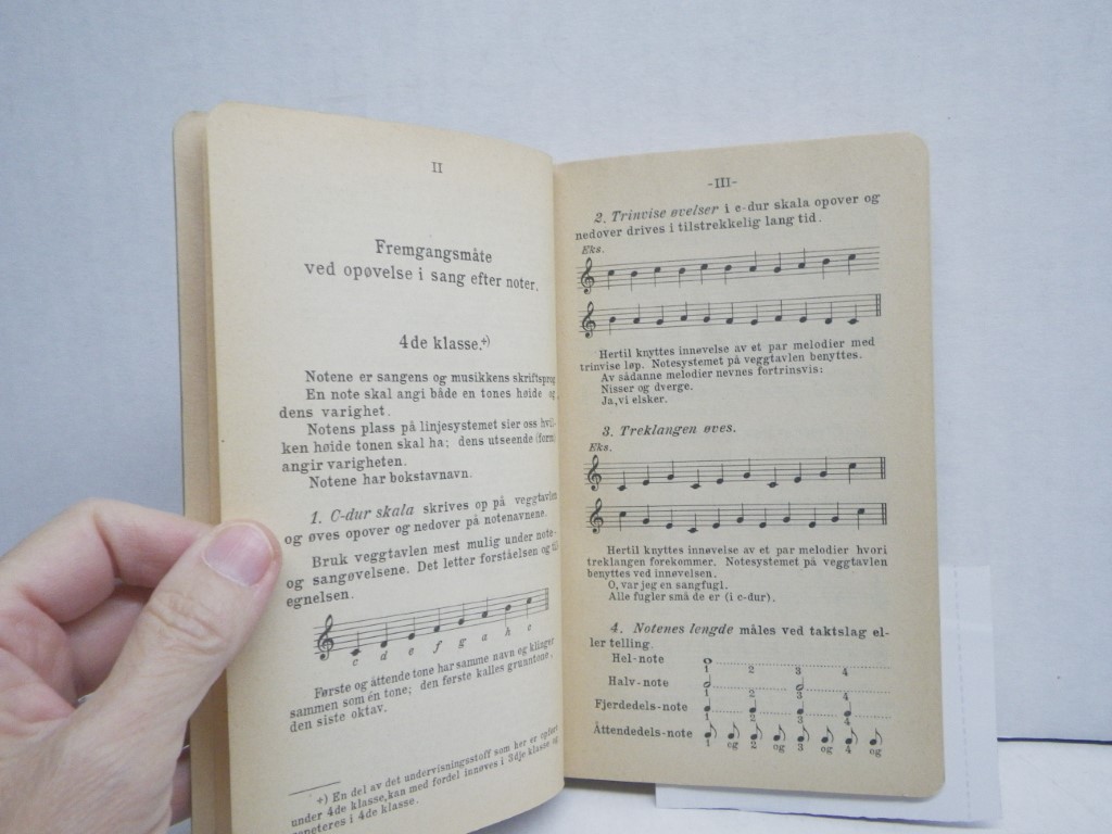 Image 3 of Skolens Sangbok