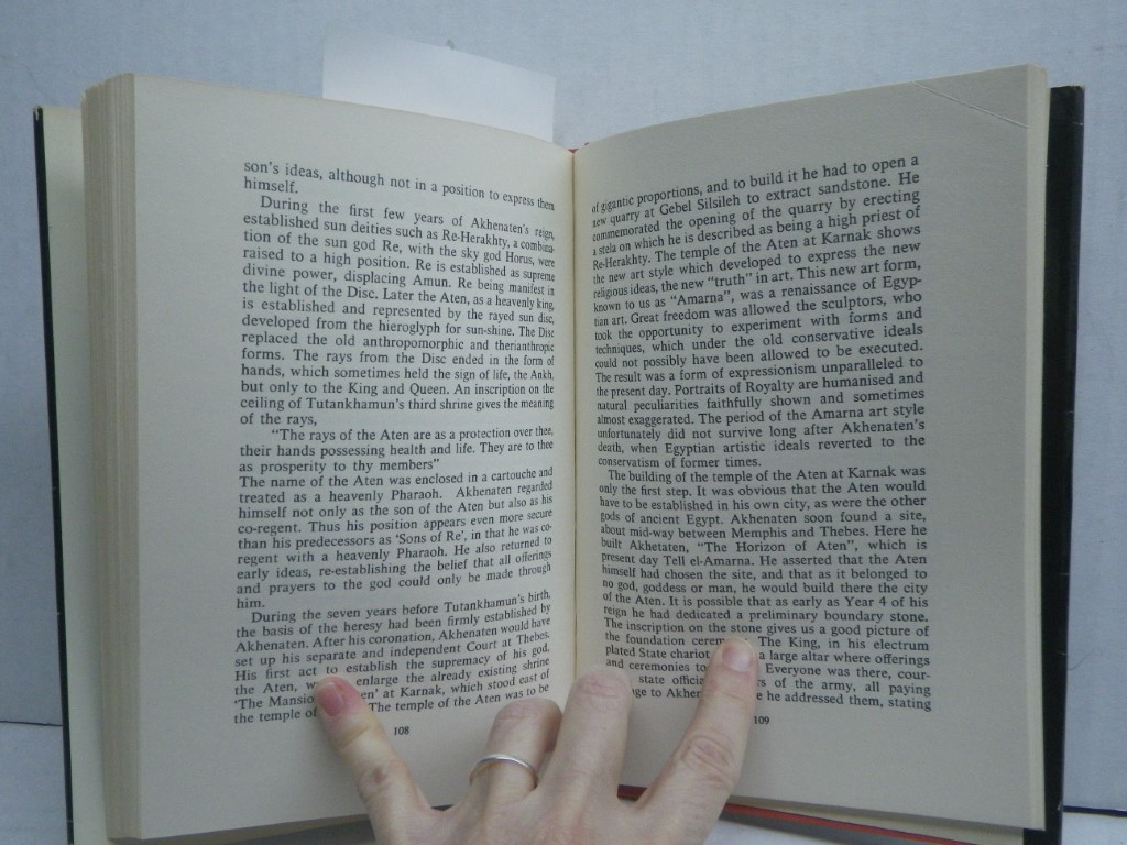 Image 3 of Tutankhamen:  The Golden Monarch