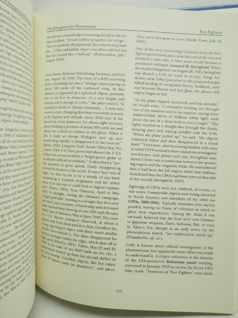 Image 3 of UFOs in the 1980s (The UFO Encyclopedia, Volume 2)