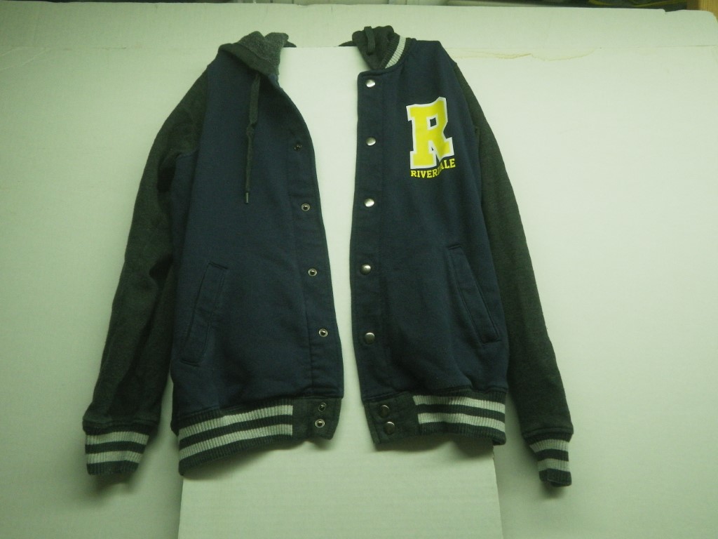RIVERDALE HIGH SCHOOL HOODIE PEACOAT/JACKET SIZE M, Junior