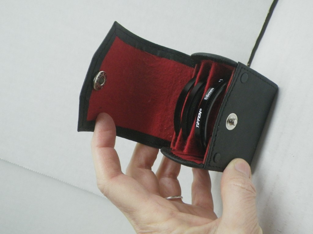 Image 5 of Tiffen 58mm Close-up Lens Set +1, +2, +4 in case