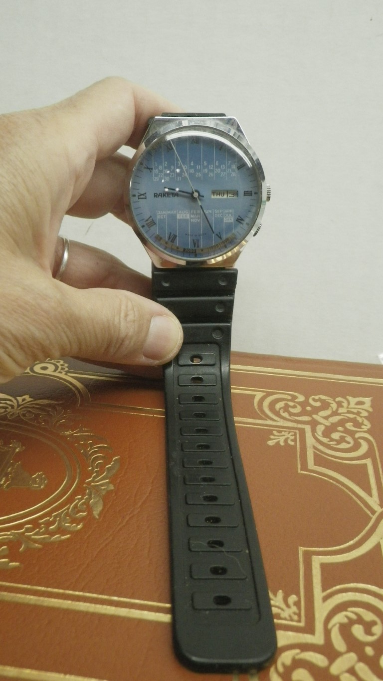 Image 3 of Vintage Raketa Perpetual Calendar 2628H Blue Dial, for Parts/ repair, missing Ca