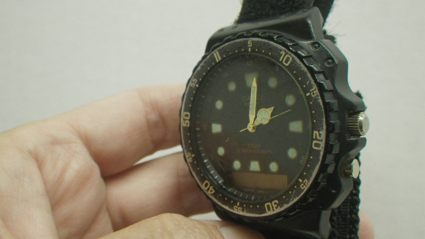 Image 1 of Vintage Casio AQ-100W Analog Digital Watch Untested/ For Parts or repair