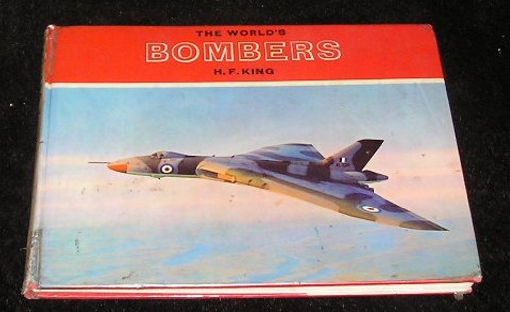 Image 0 of The World's Bombers