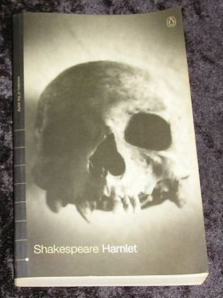 Image 0 of Hamlet