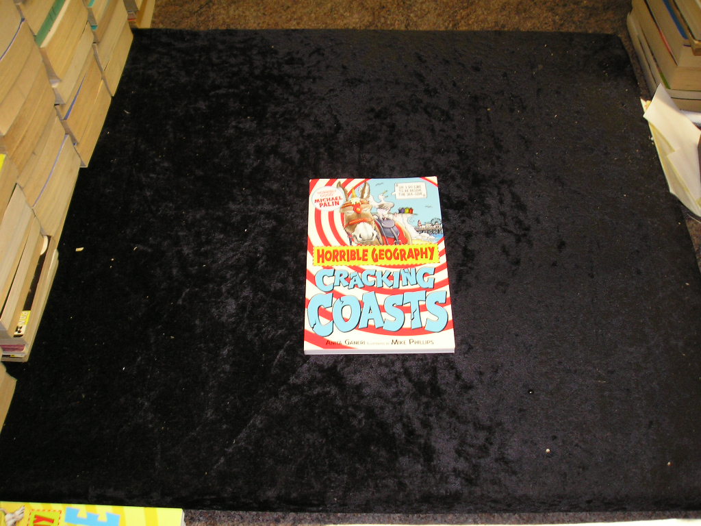 Image 0 of Cracking Coasts (Horrible Geography)