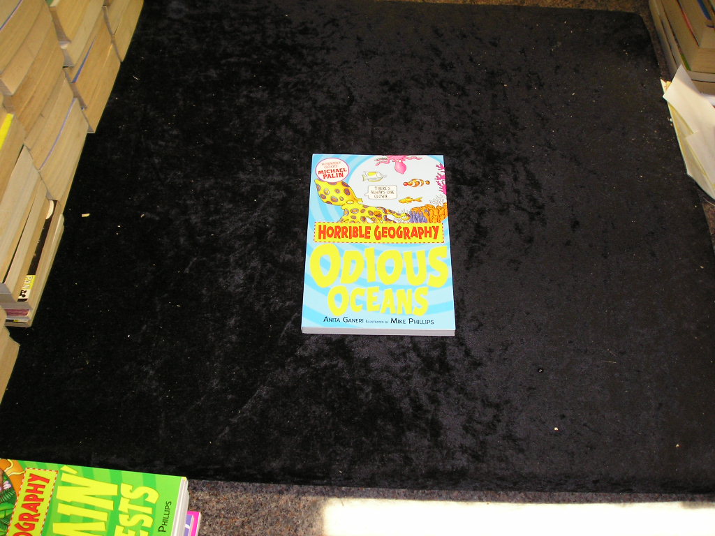 Image 0 of Odious Oceans (Horrible Geography)