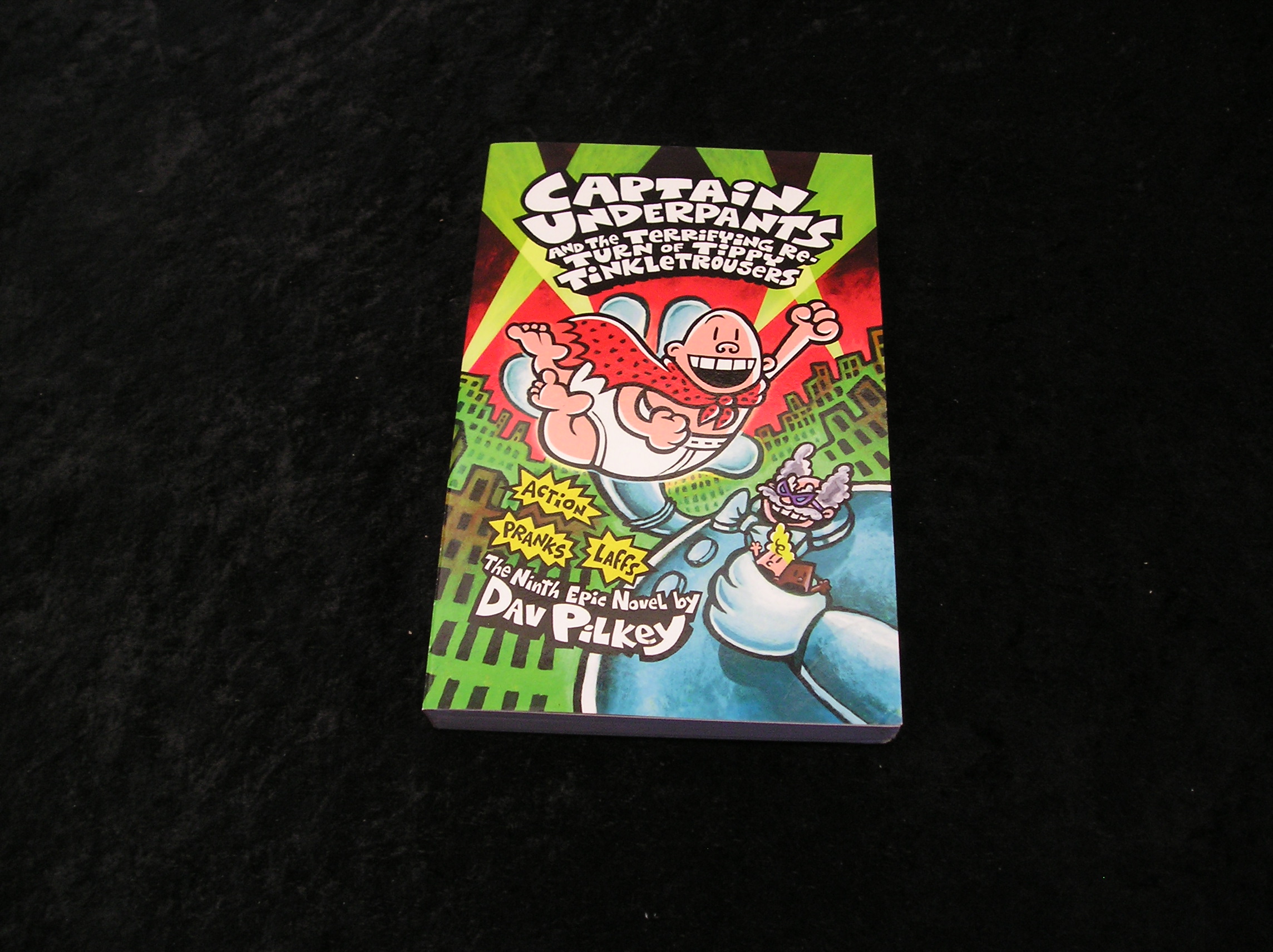 Image 0 of Captain Underpants and the Terrifying Return of Tippy Tinkletrousers