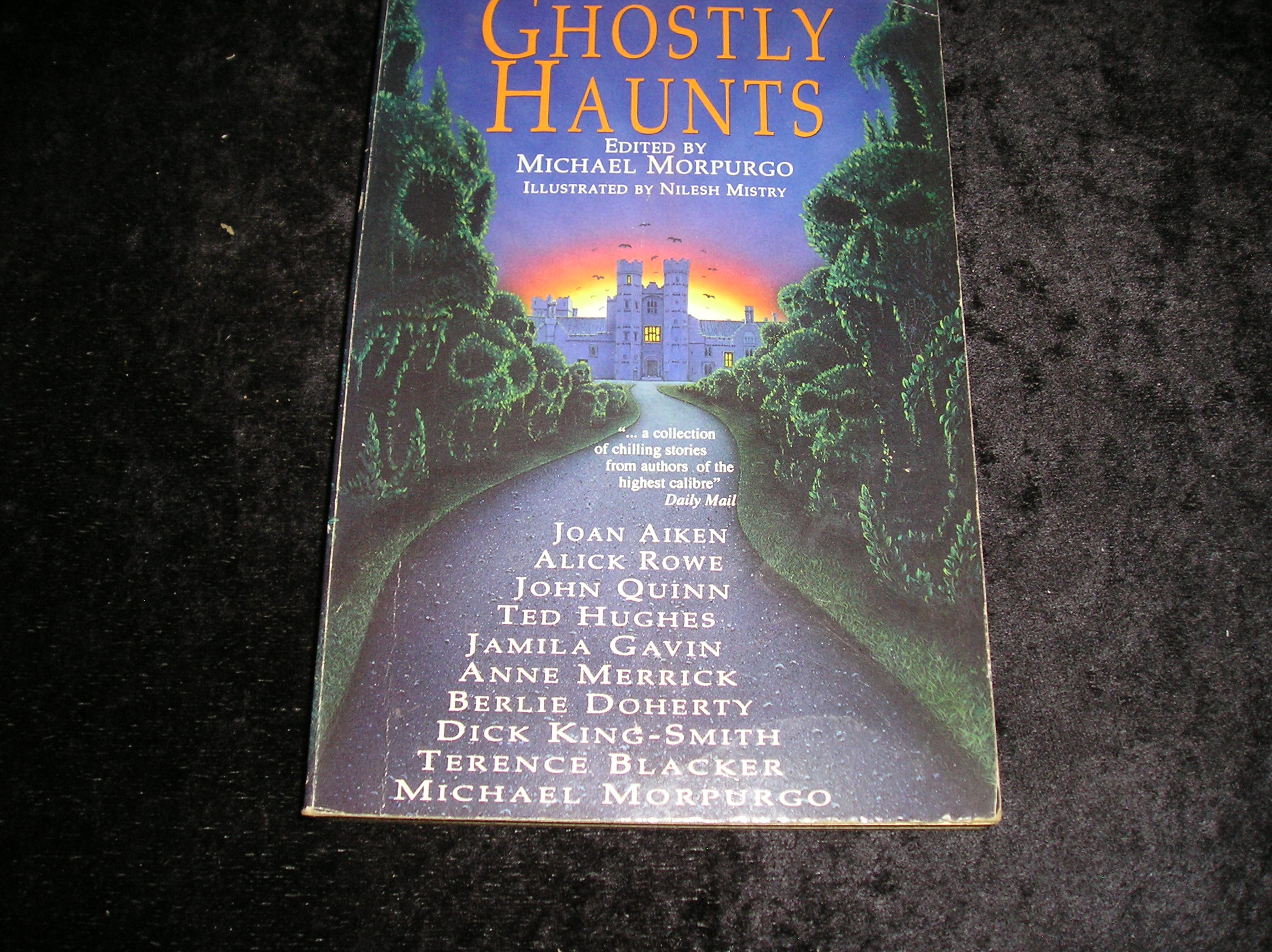 Image 0 of Ghostly Haunts