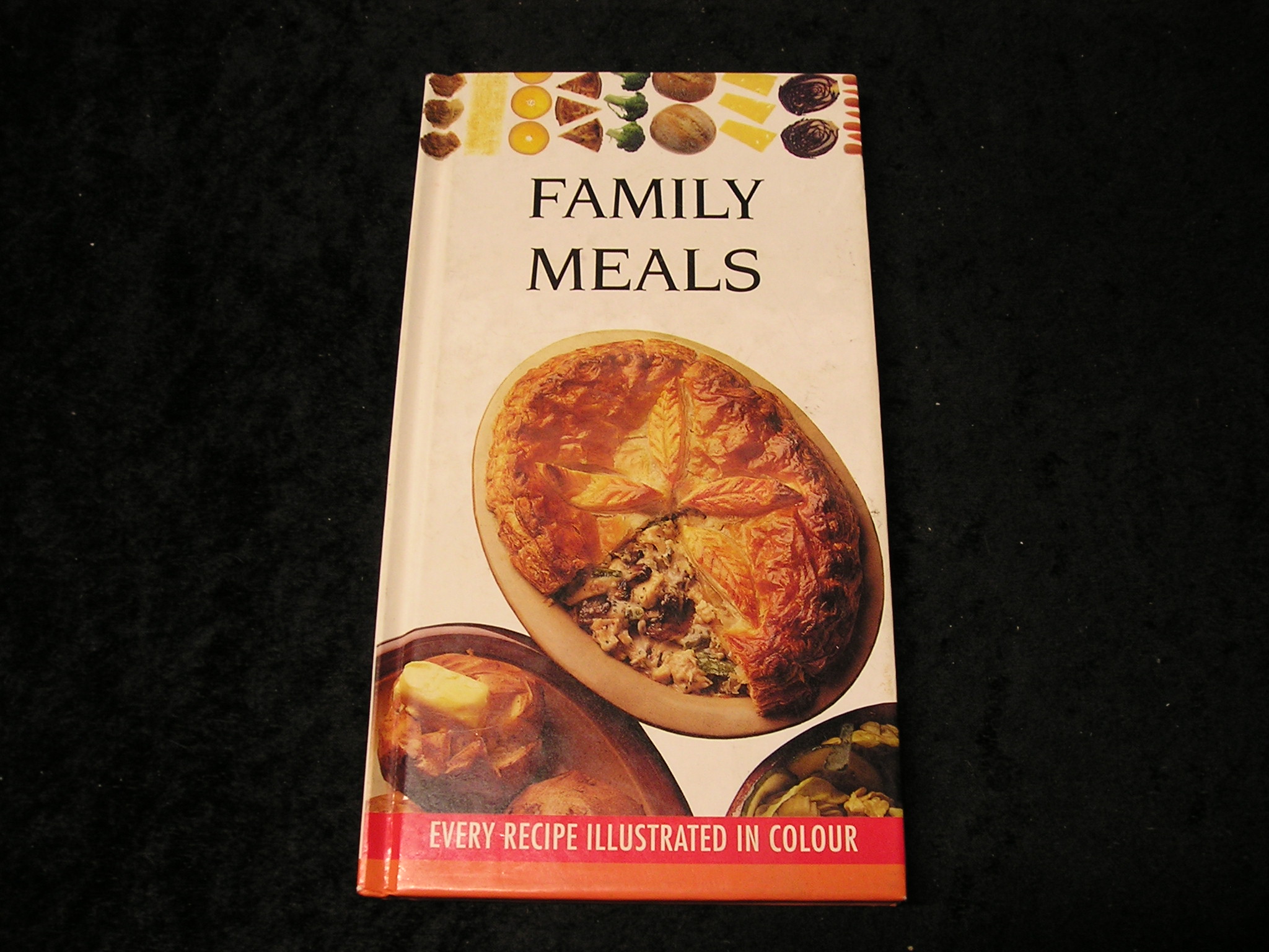 Image 0 of Family Meals (Cookery Library)