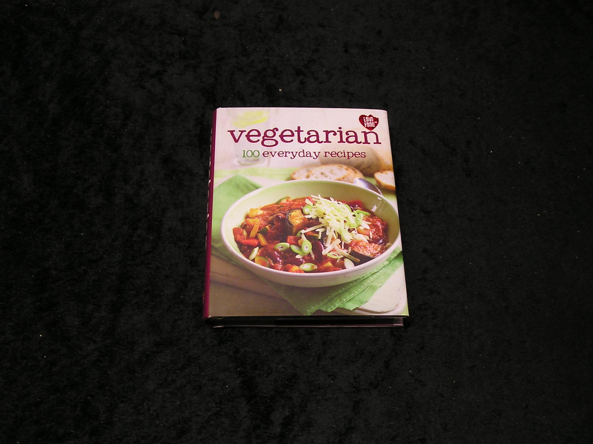 Image 0 of Vegetarian 100 Everyday Recipes