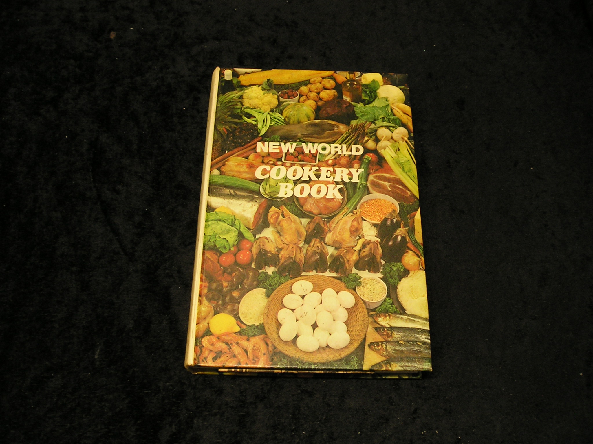 Image 0 of New World Cookery Book