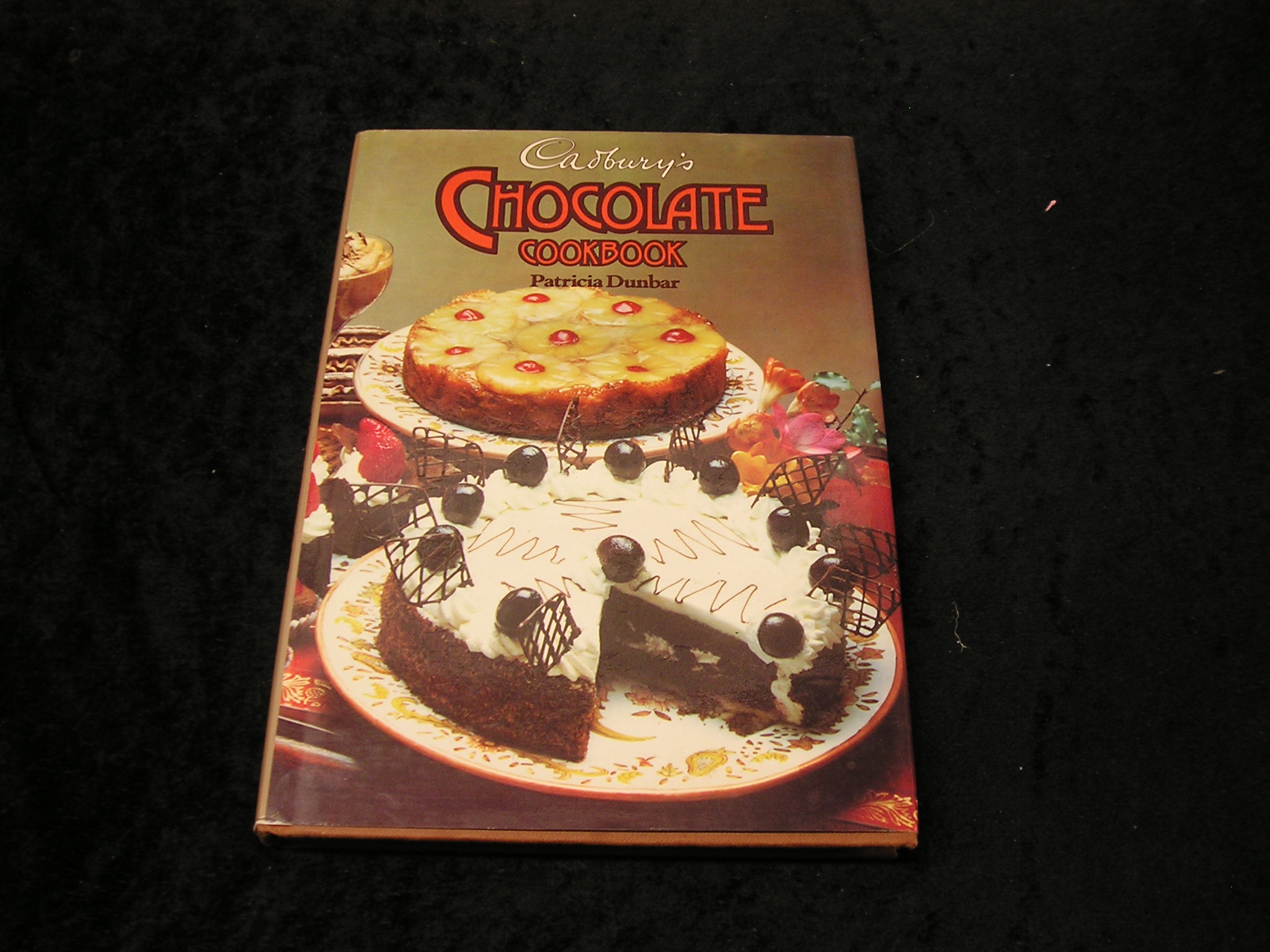 Image 0 of Cadbury's Chocolate Cookbook