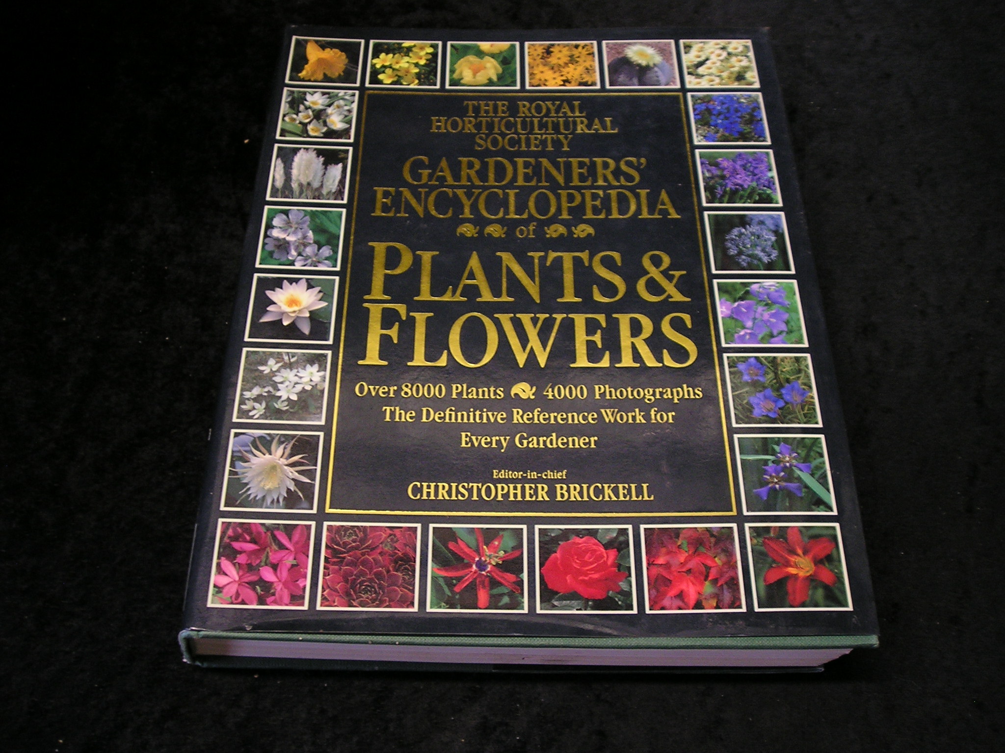 Image 0 of Gardeners' Encyclopedia of Plants & Flowers