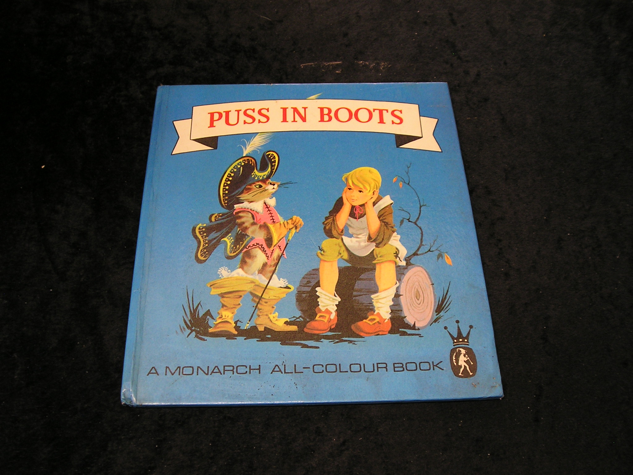 Image 0 of My Monarch Book of Puss in Boots