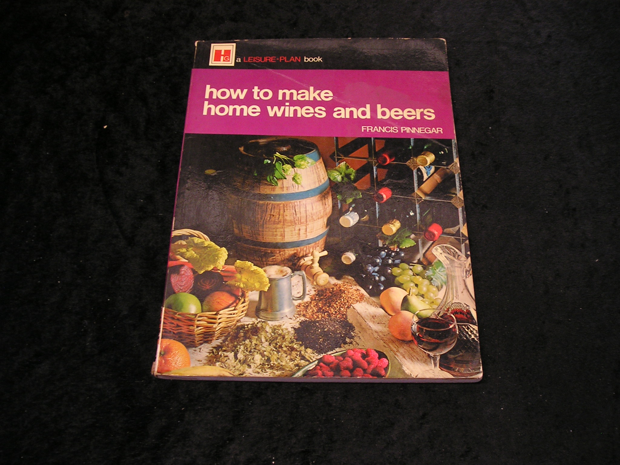 Image 0 of How to make Home Wines and Beers