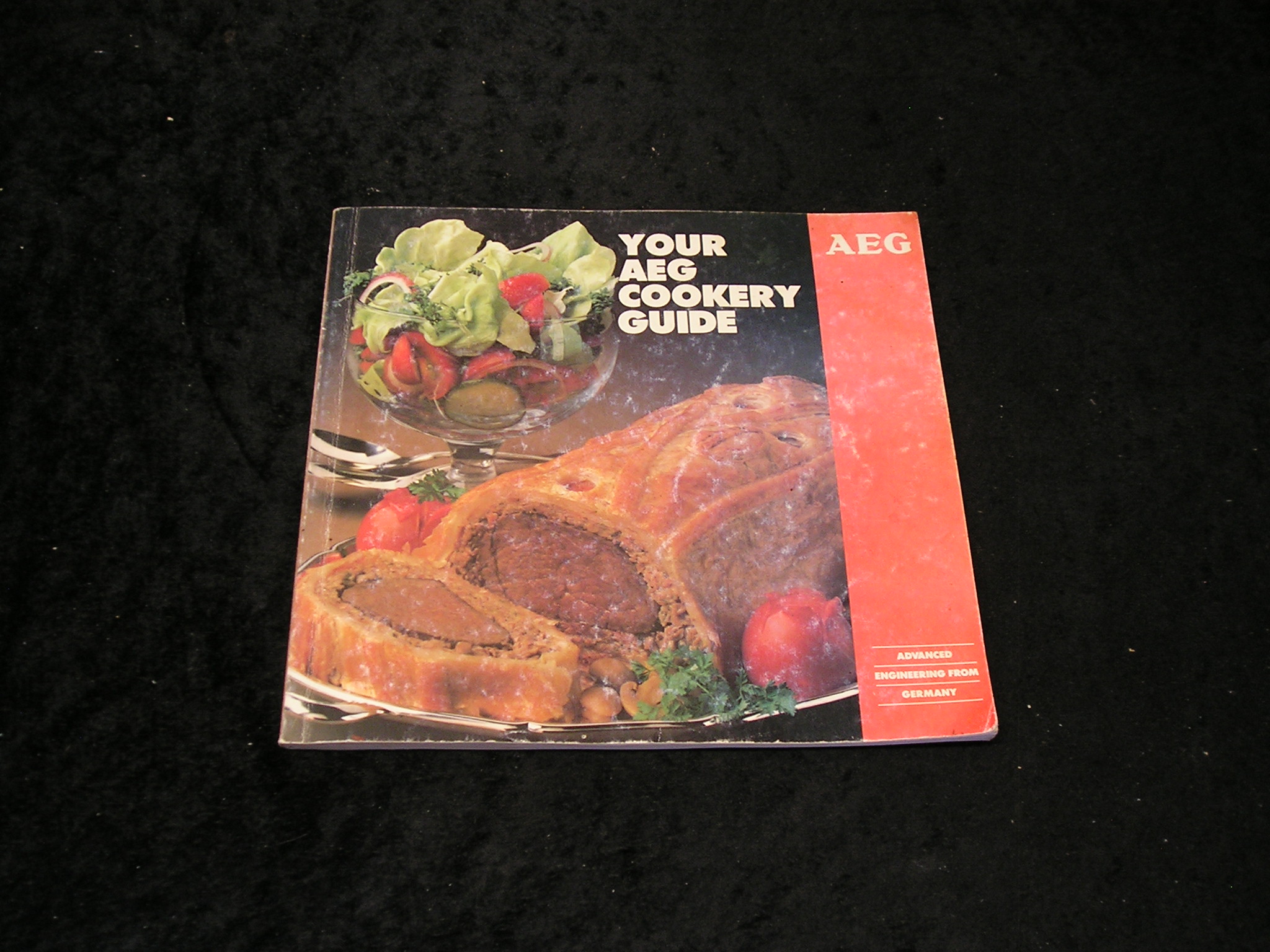 Image 0 of Your AEG Cookery Guide