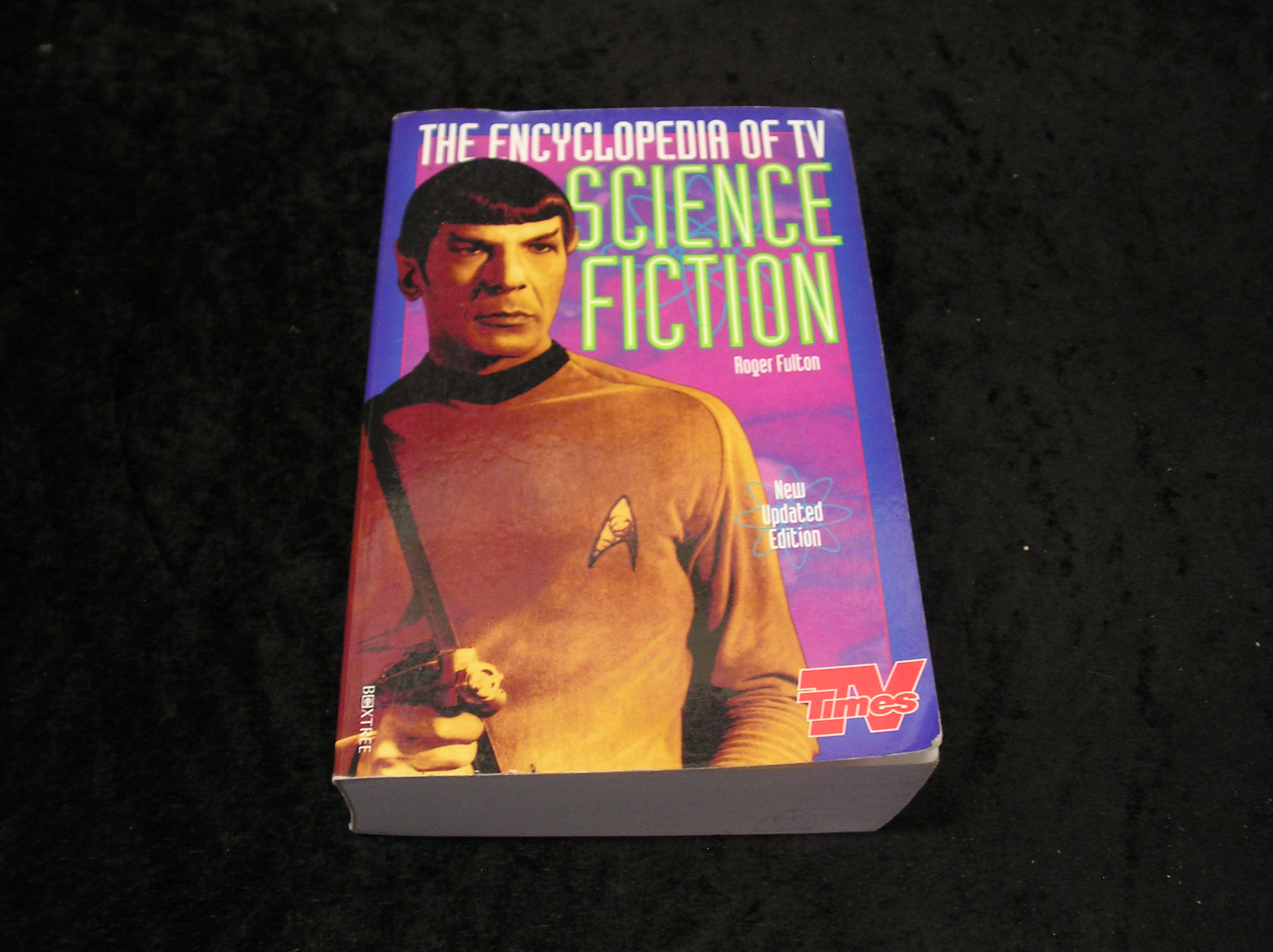 Image 0 of The Encyclopedia of TV Science Fiction