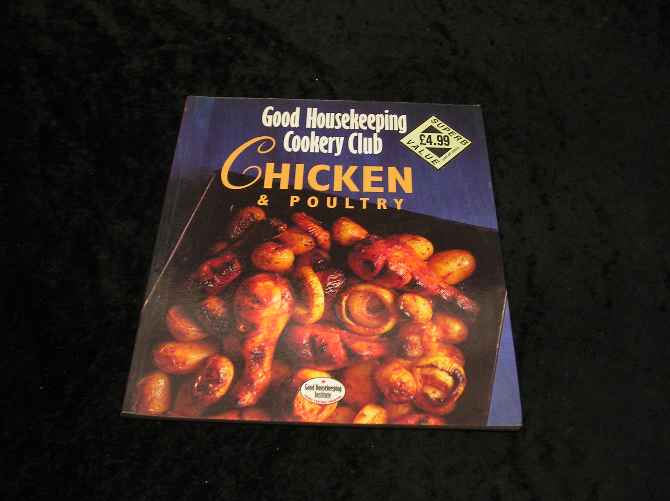 Image 0 of Good Housekeeping Cookery Club Chicken & Poultry