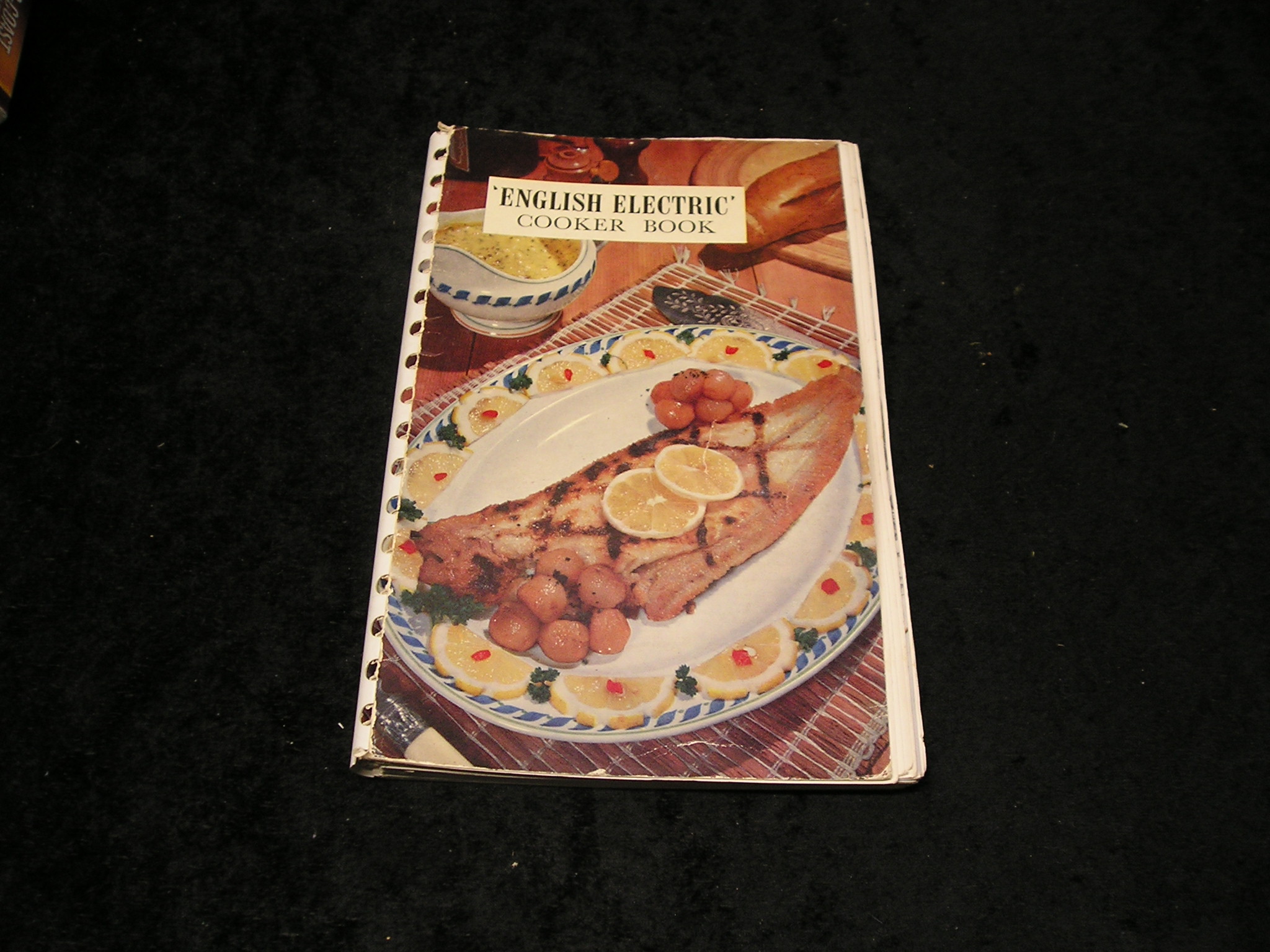 Image 0 of English Electric Cooker Book