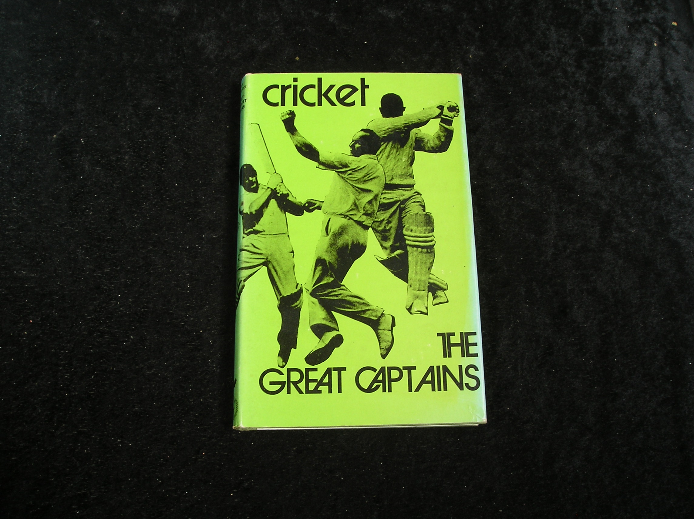 Image 0 of Cricket The Great Captains