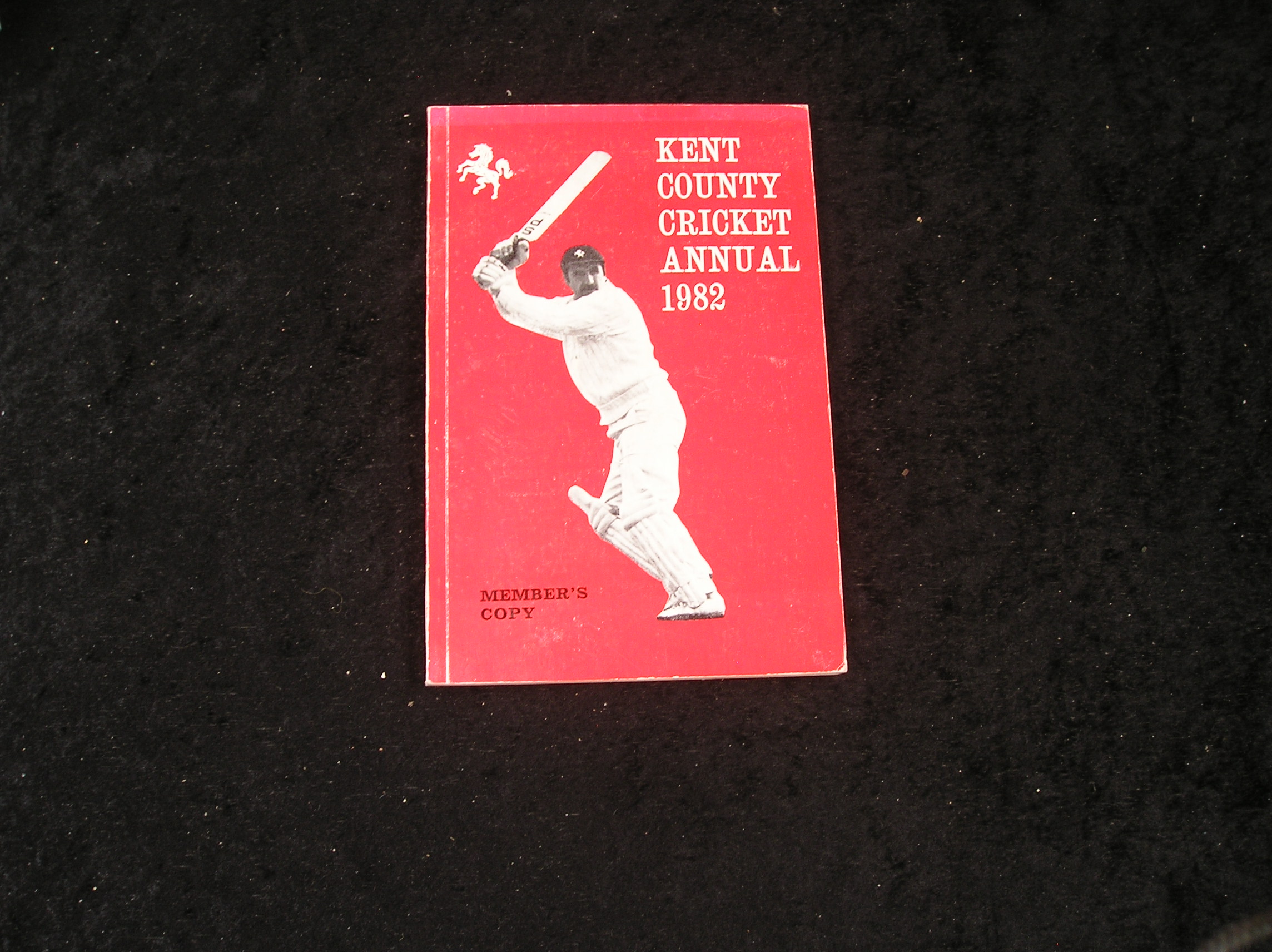 Image 0 of Kent County Cricket Annual 1982