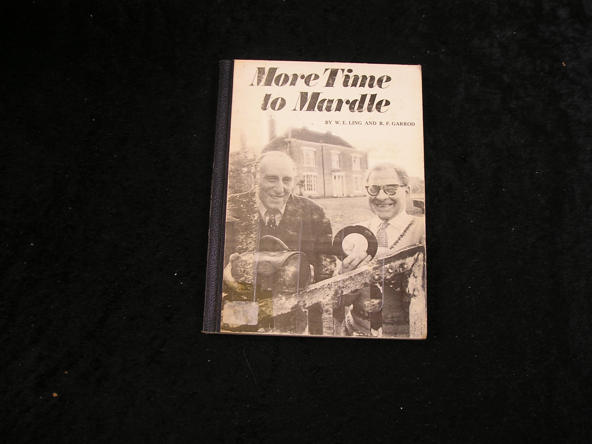 Image 0 of More Time to Mardle