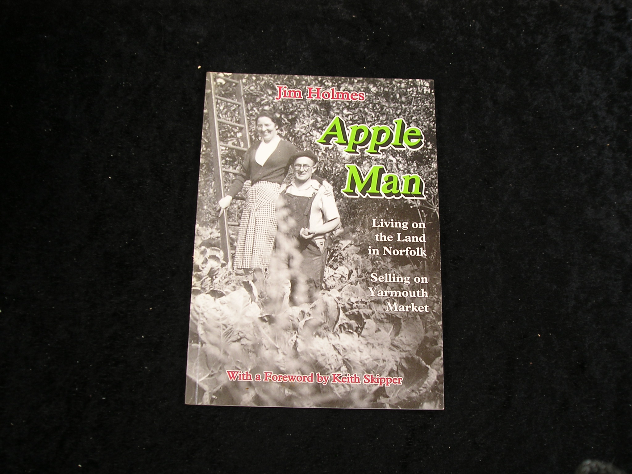 Image 0 of Apple Man