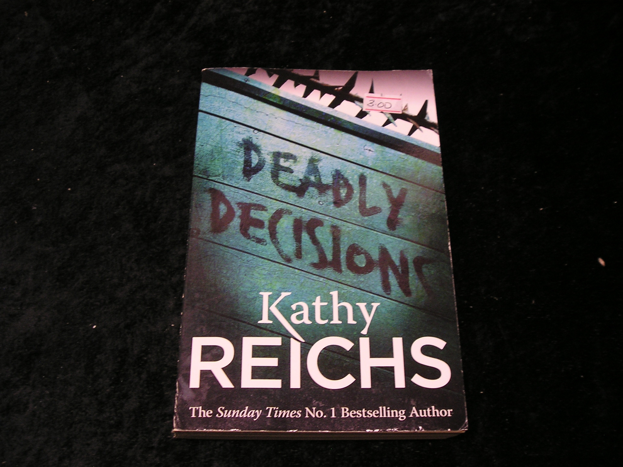 Image 0 of Deadly Decisions :