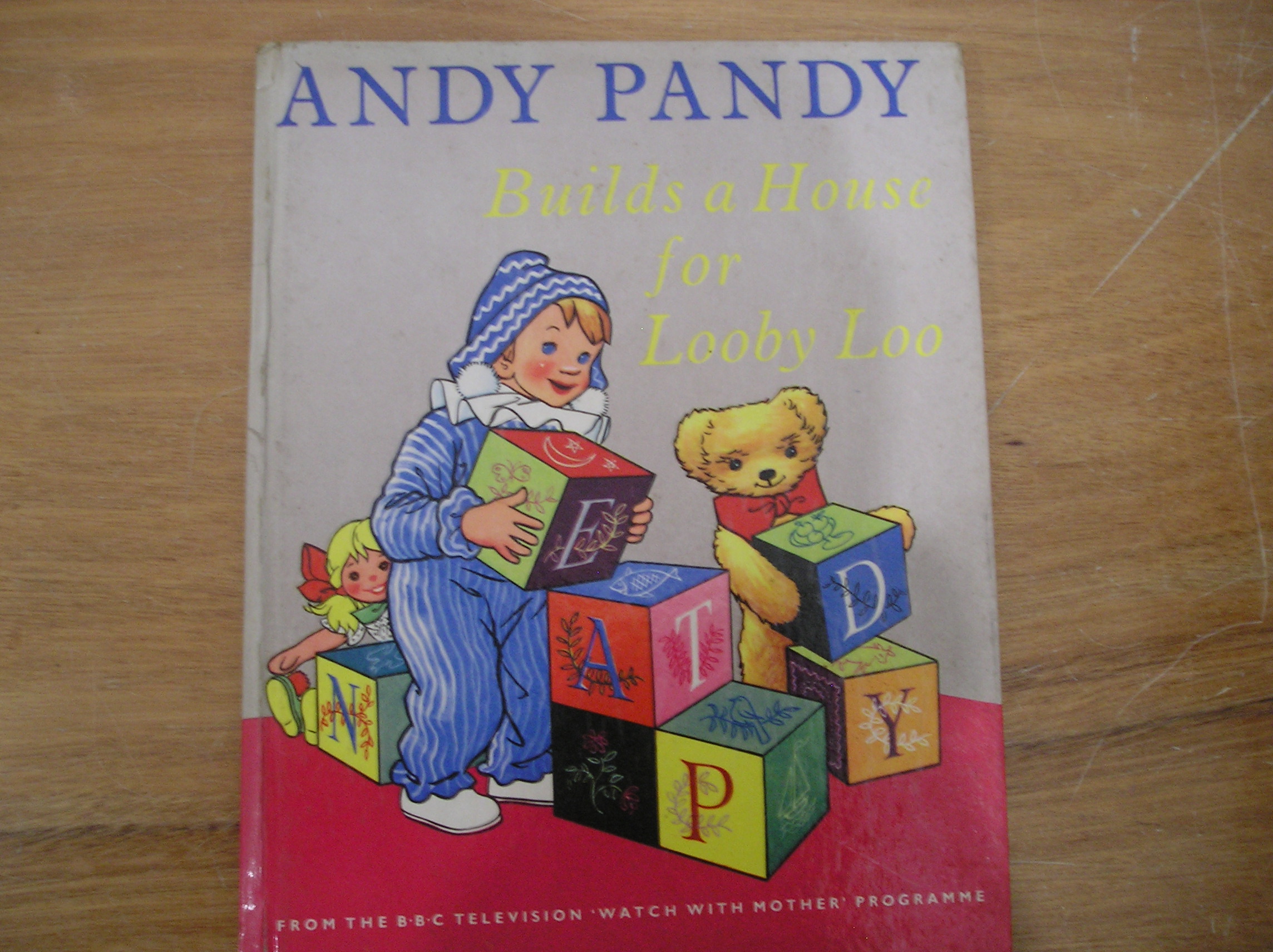 Image 0 of Andy Pandy Builds a House for Looby Loo