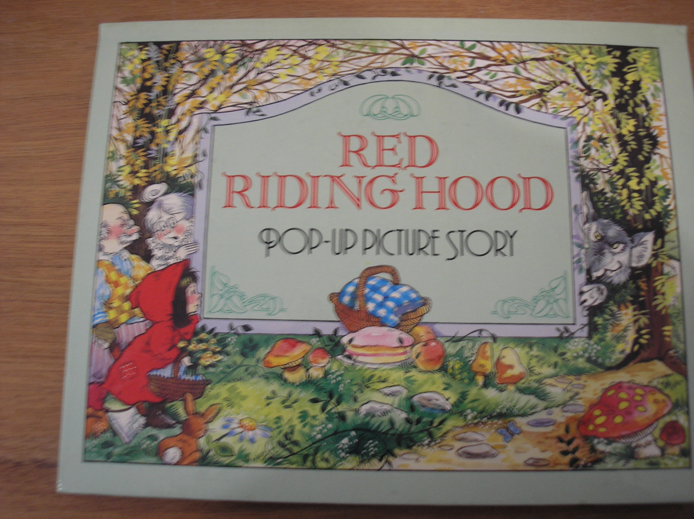 Image 0 of Red Riding Hood Pop-Up Picture Story