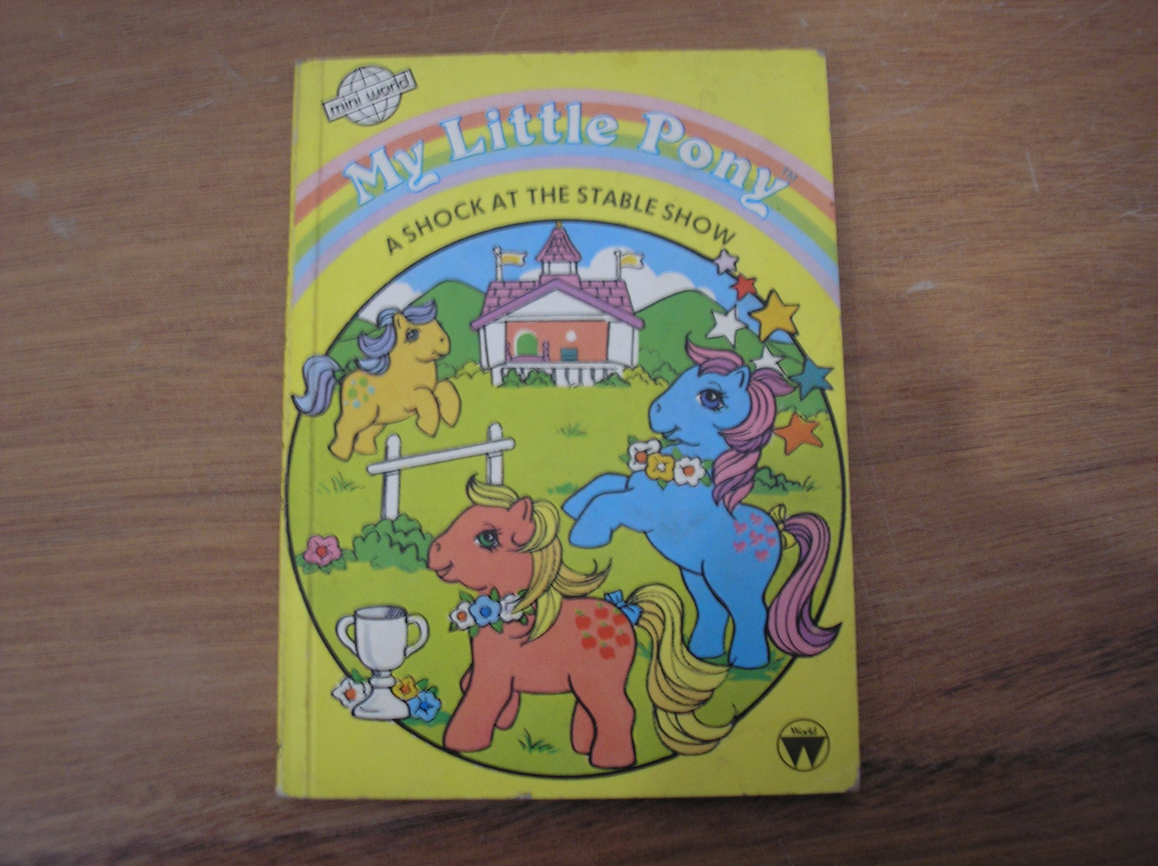 Image 0 of A Shock at the Stable Show My Little Pony