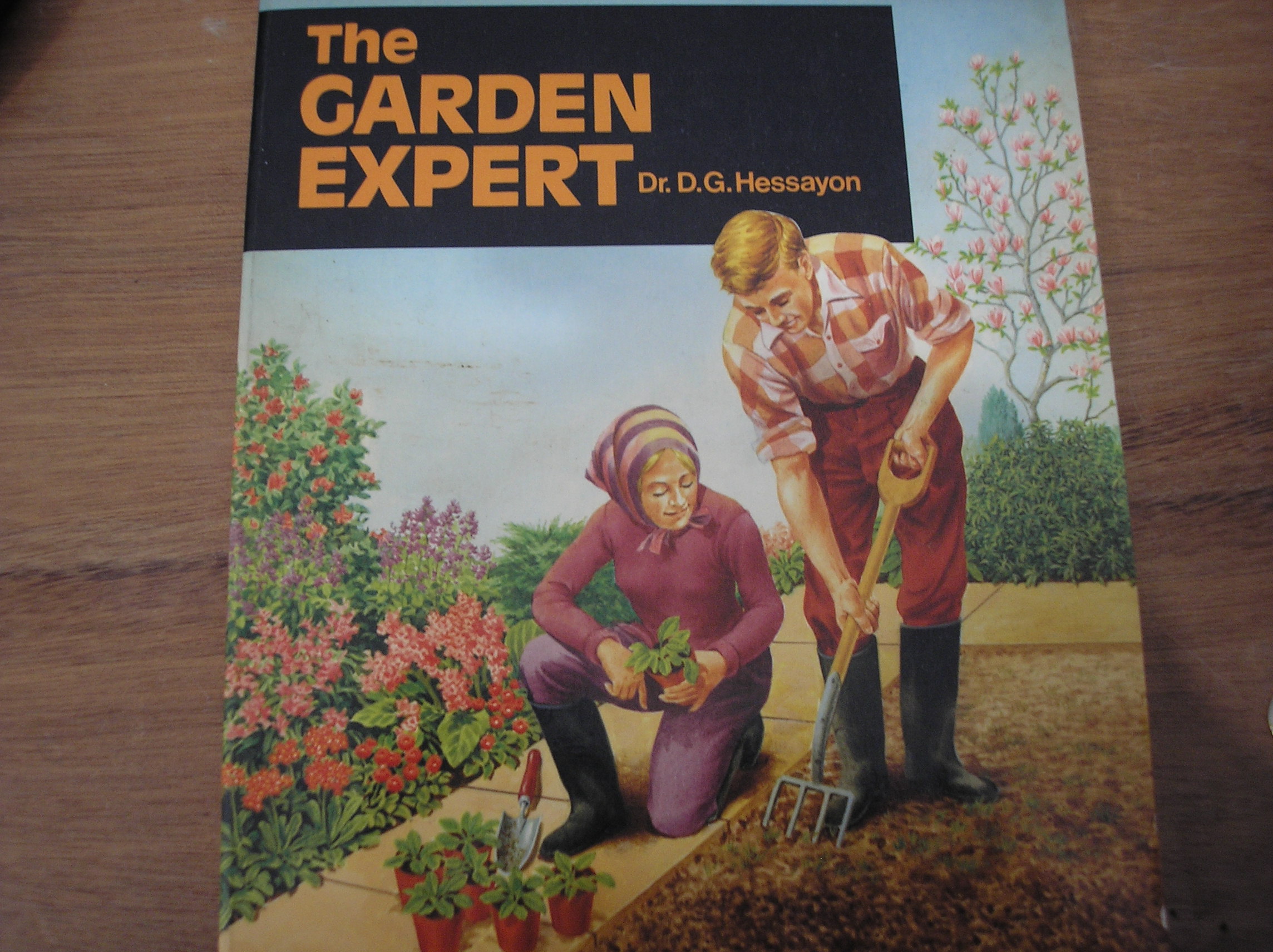 Image 0 of The Garden Expert