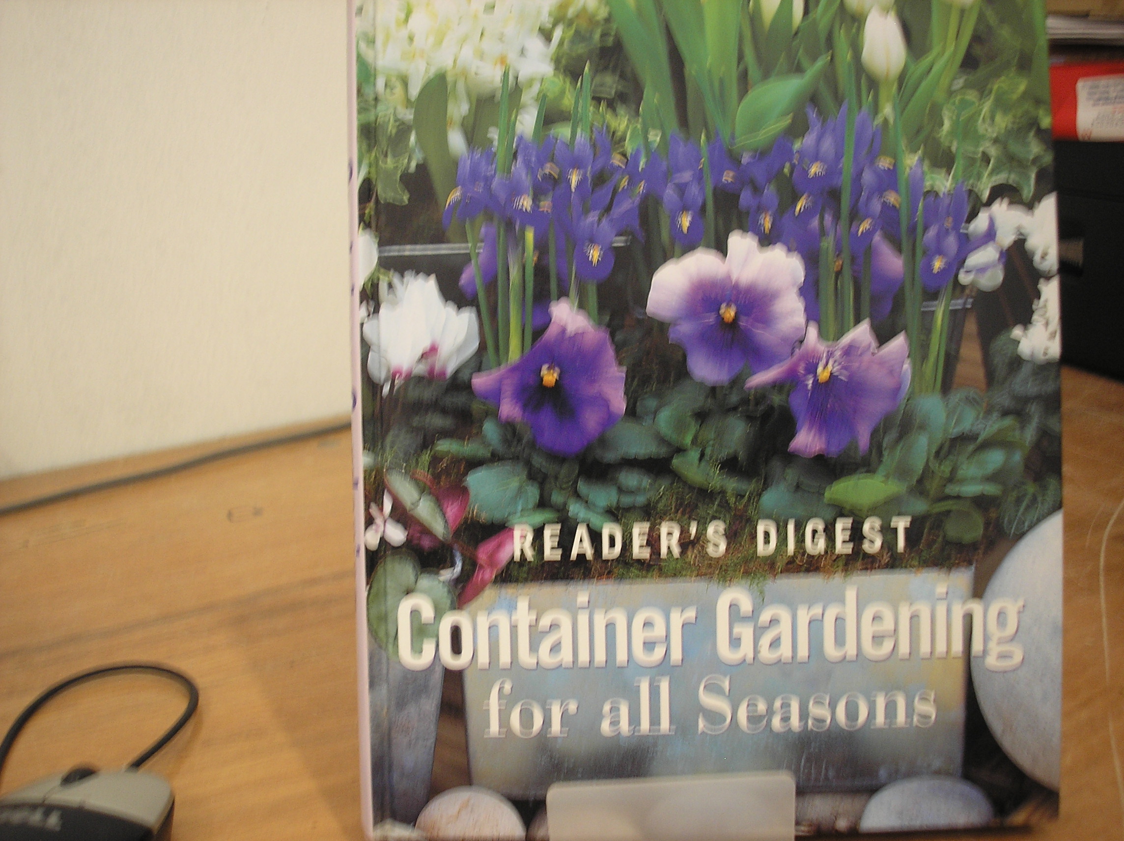 Image 0 of Container Gardening for All Seasons