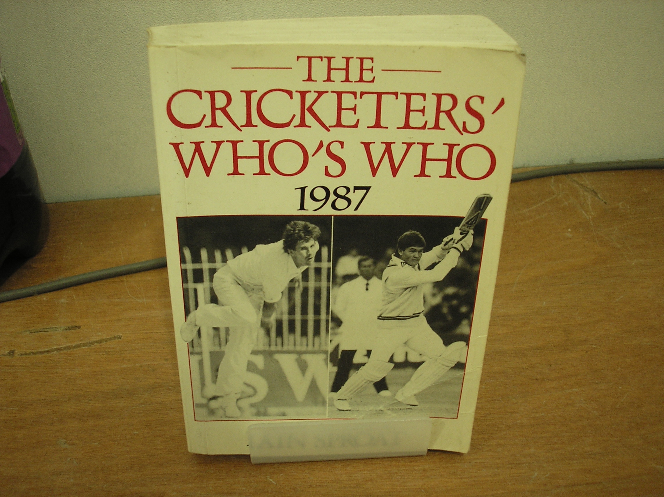 Image 0 of The Cricketers Who's Who 1987