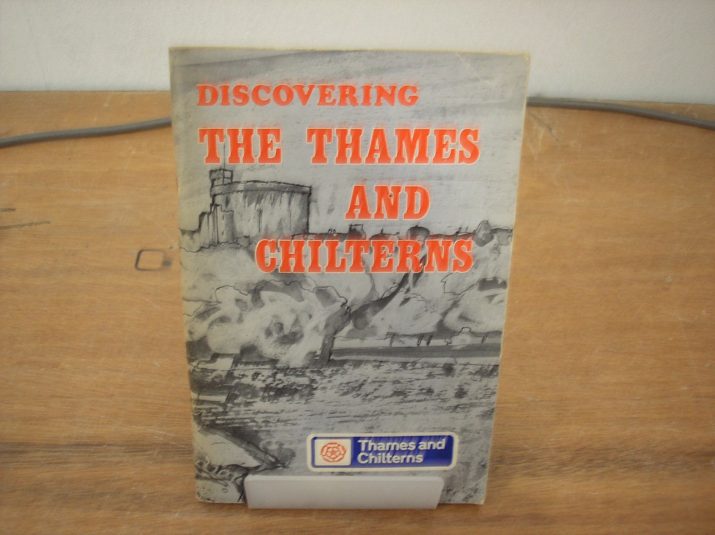 Image 0 of Discovering the Thames and Chilterns