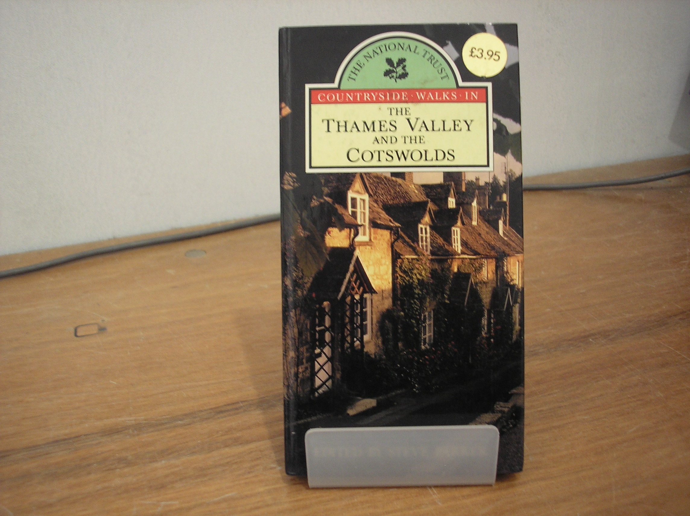 Image 0 of The Thames Valley and the Cotswolds: National Trust