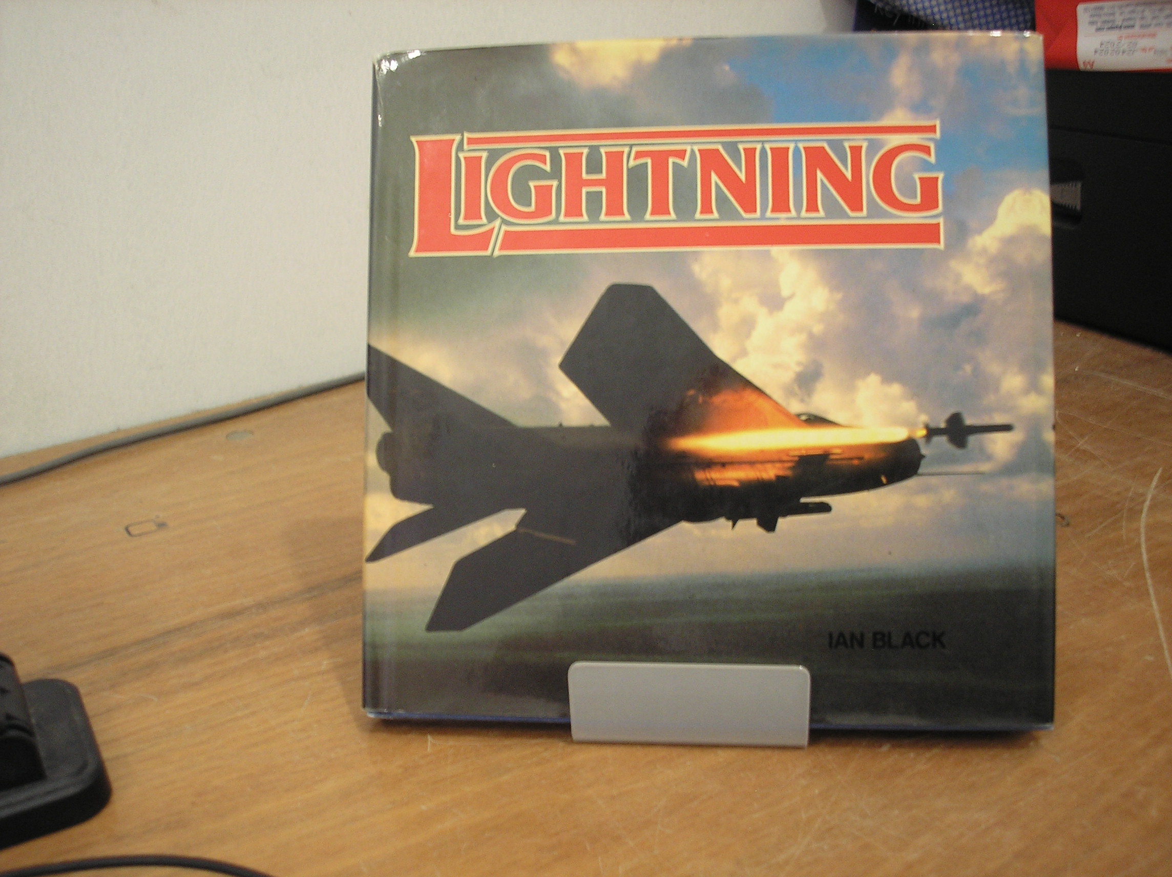 Image 0 of Lightning